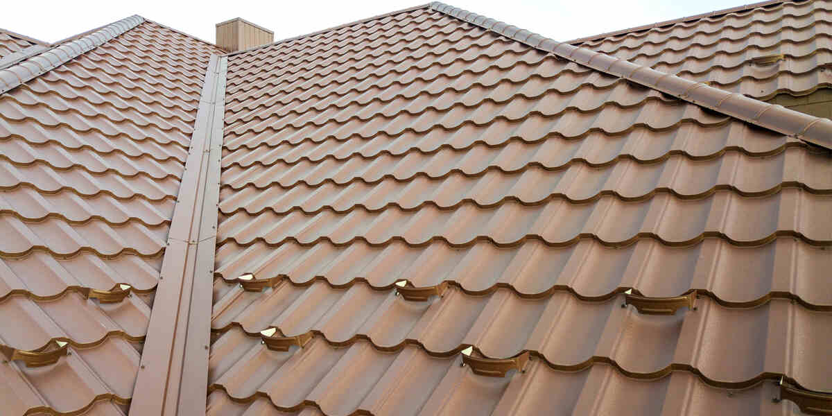 can you lay metal roofing over shingles